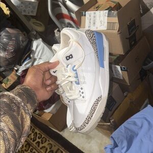 Jordan Athletic Shoes White and Blue